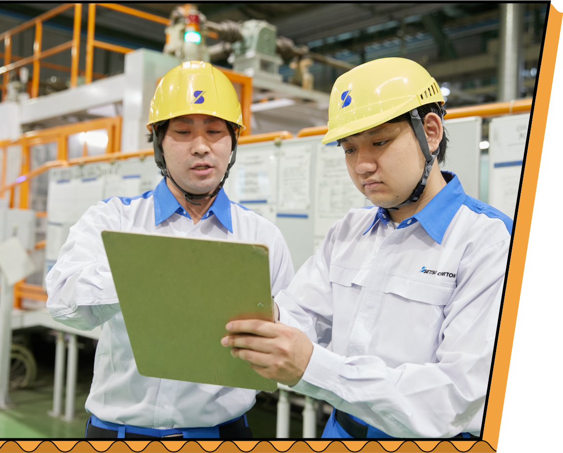 セッツカートン株式会社 製造課（貼合）：伊丹工場のインタビュー写真1