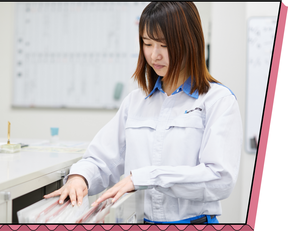 セッツカートン株式会社 業務課：伊丹工場のインタビュー写真1